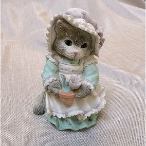 Vintage Cat Figurine “Love Blooms Fur-ever” Enesco Calico Kittens